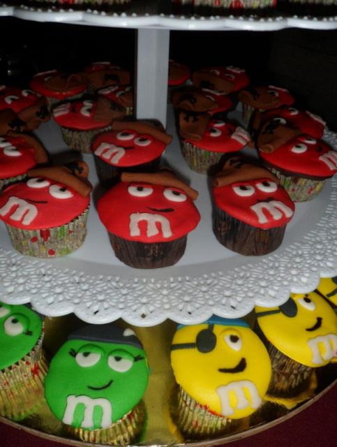 M&Ms cupcakes